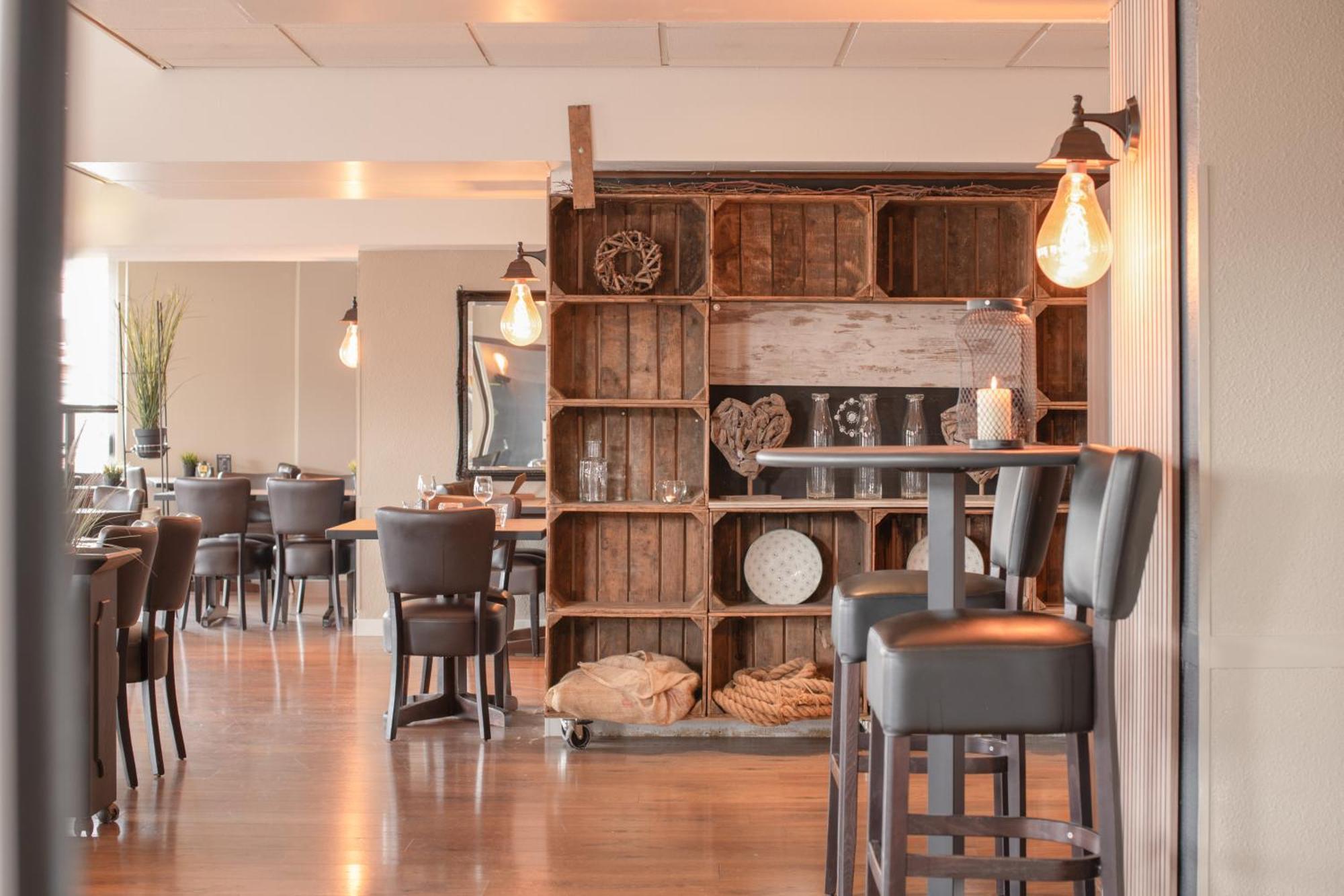City Hotel Тернезен Екстериор снимка